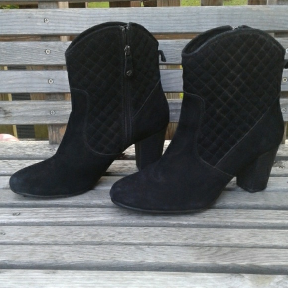 Isaac Mizrahi Grey Leather Snake Strap Stacy Ankle Boot NEW